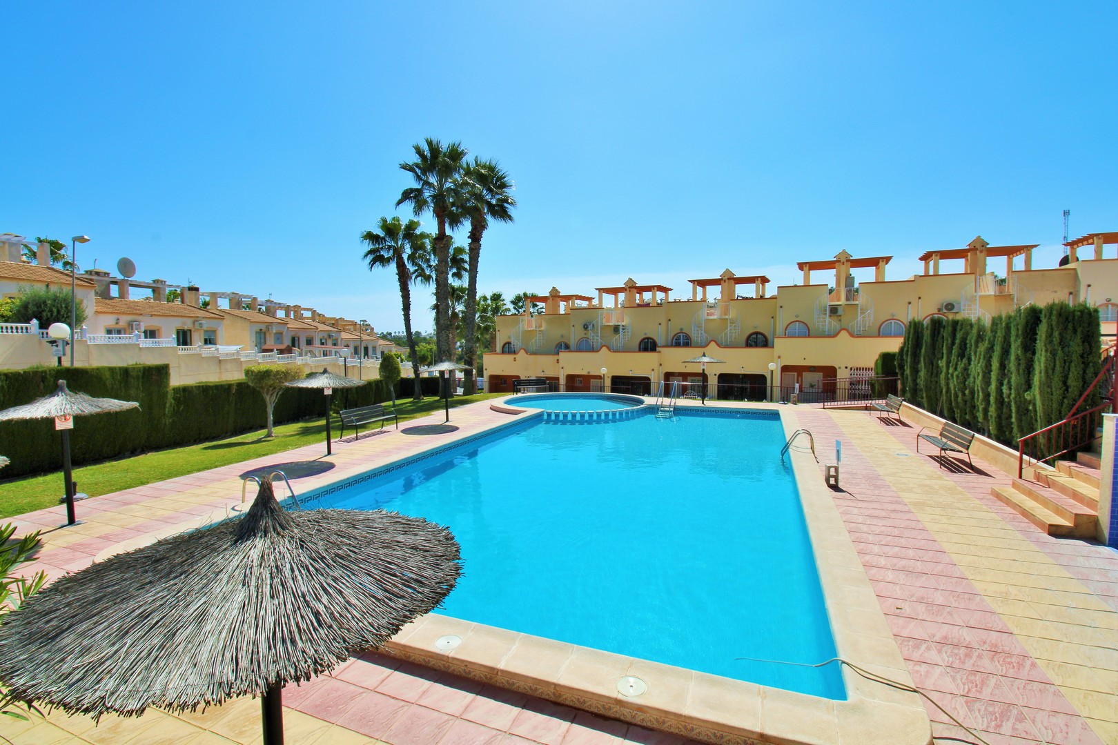 terraced-houses en villamartin · villamartin 162995€