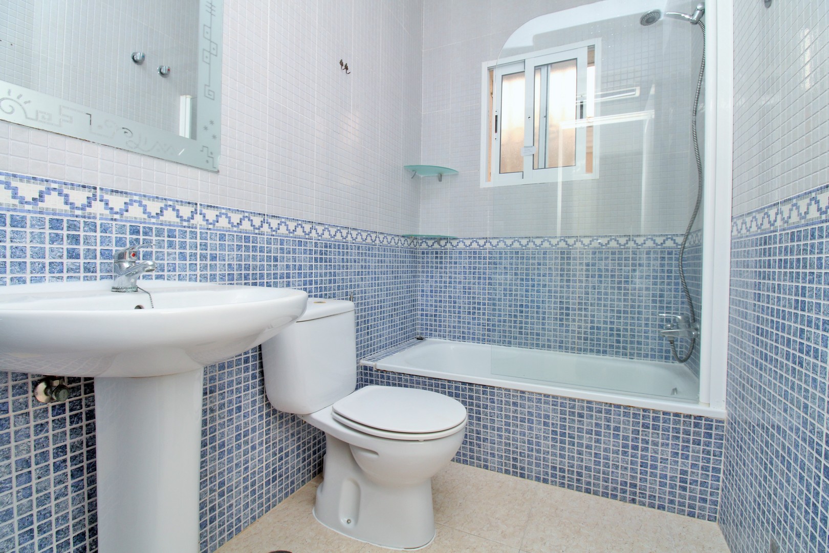 terraced-houses en villamartin · villamartin 162995€