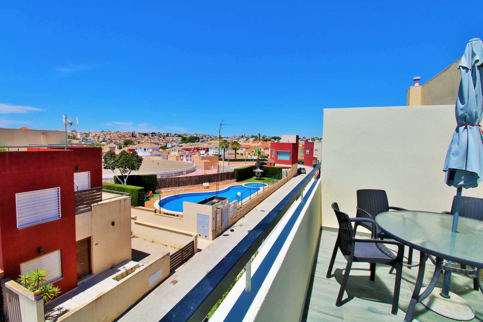 House in Villamartin - Image 5