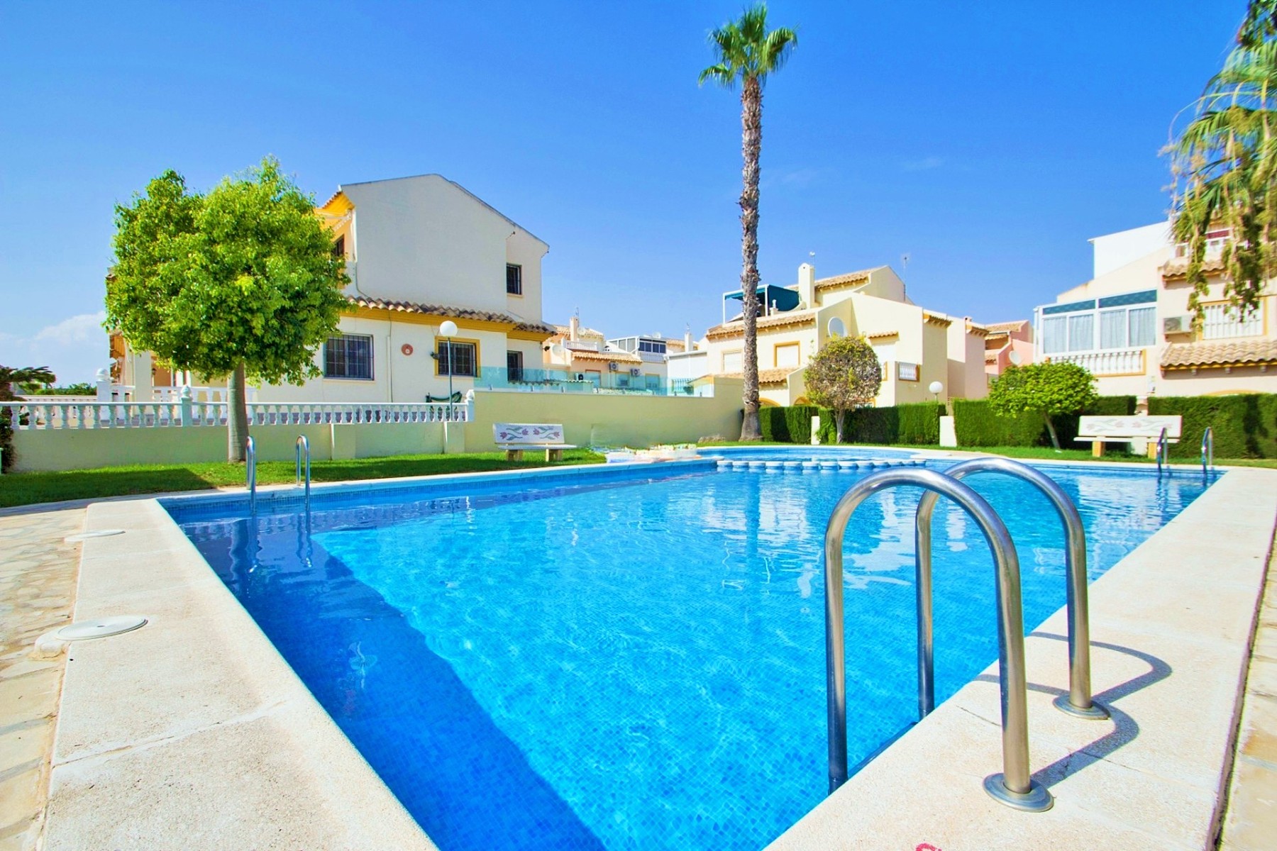 terraced-houses en playa-flamenca · playa-flamenca 214900€