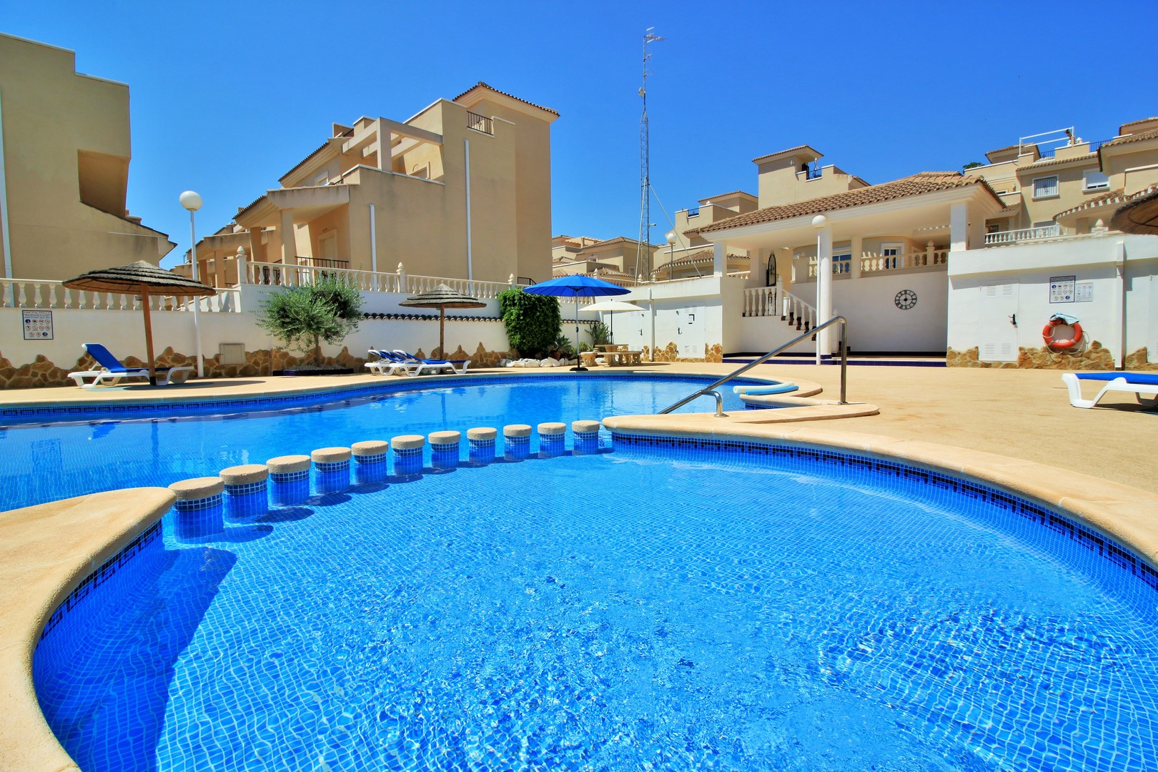 terraced-houses en san-miguel-de-salinas · san-miguel-de-salinas 209990€