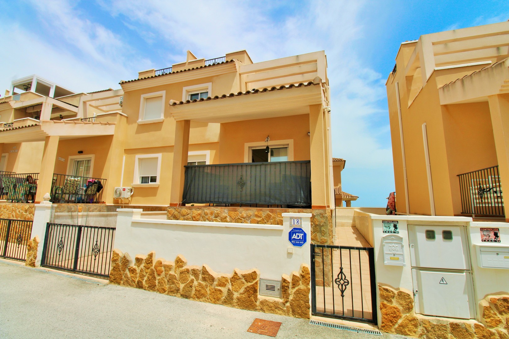 terraced-houses en san-miguel-de-salinas · san-miguel-de-salinas 209990€