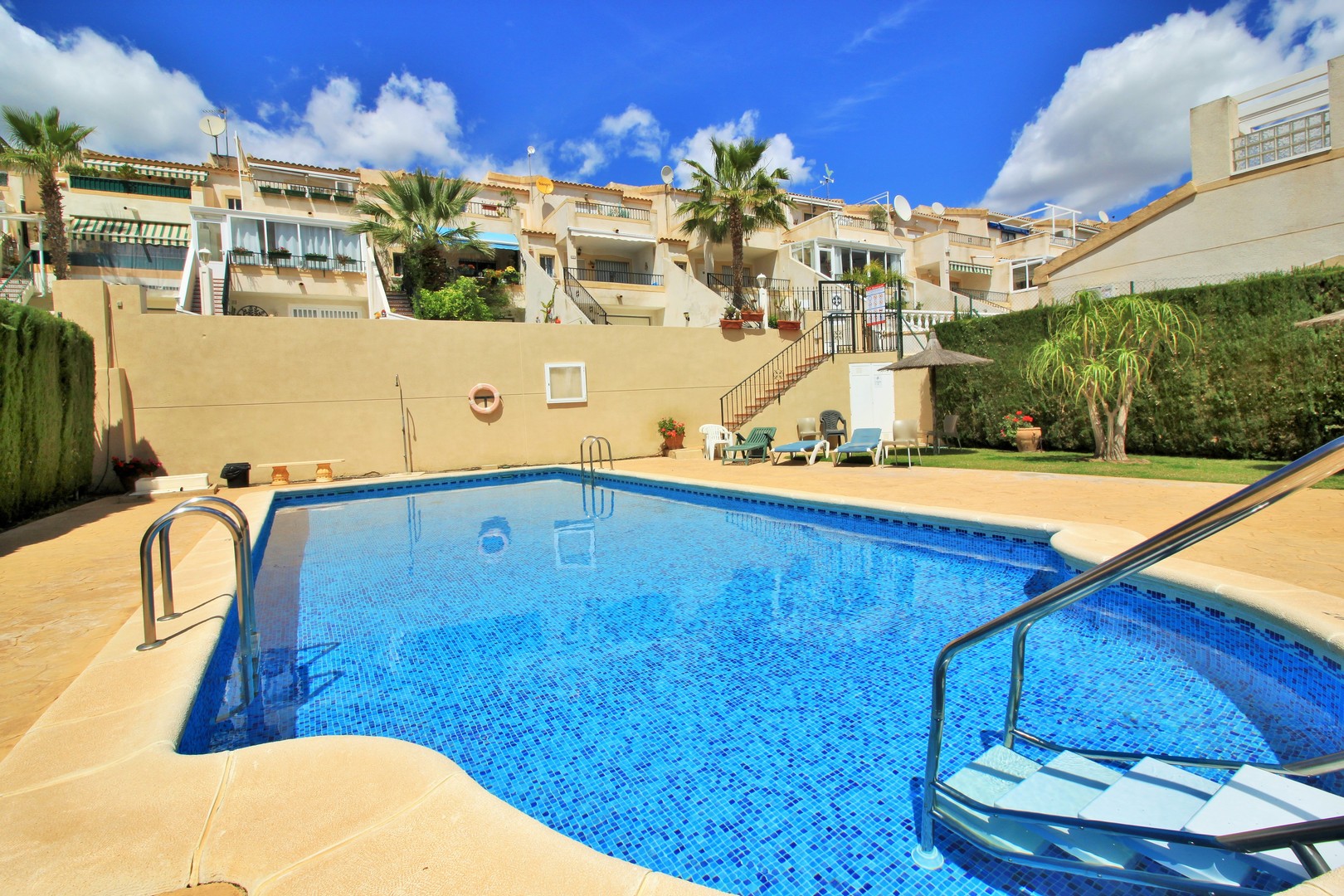 terraced-houses en villamartin · villamartin 249990€