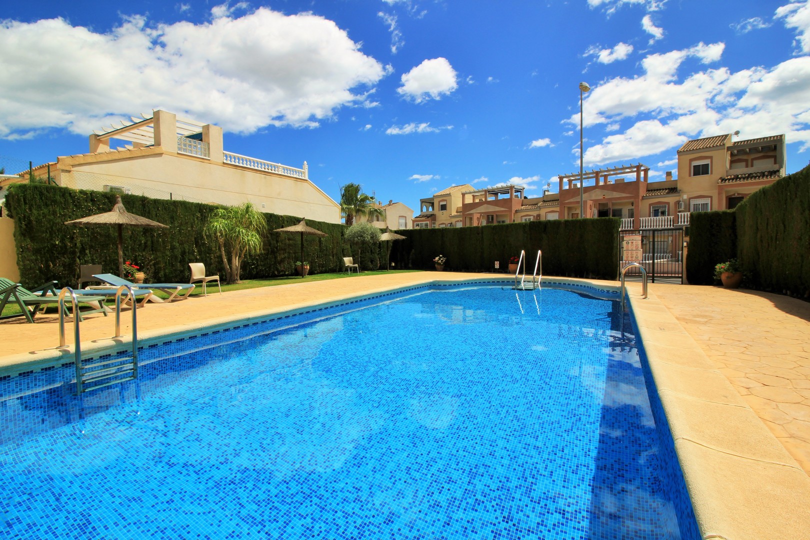 terraced-houses en villamartin · villamartin 249990€