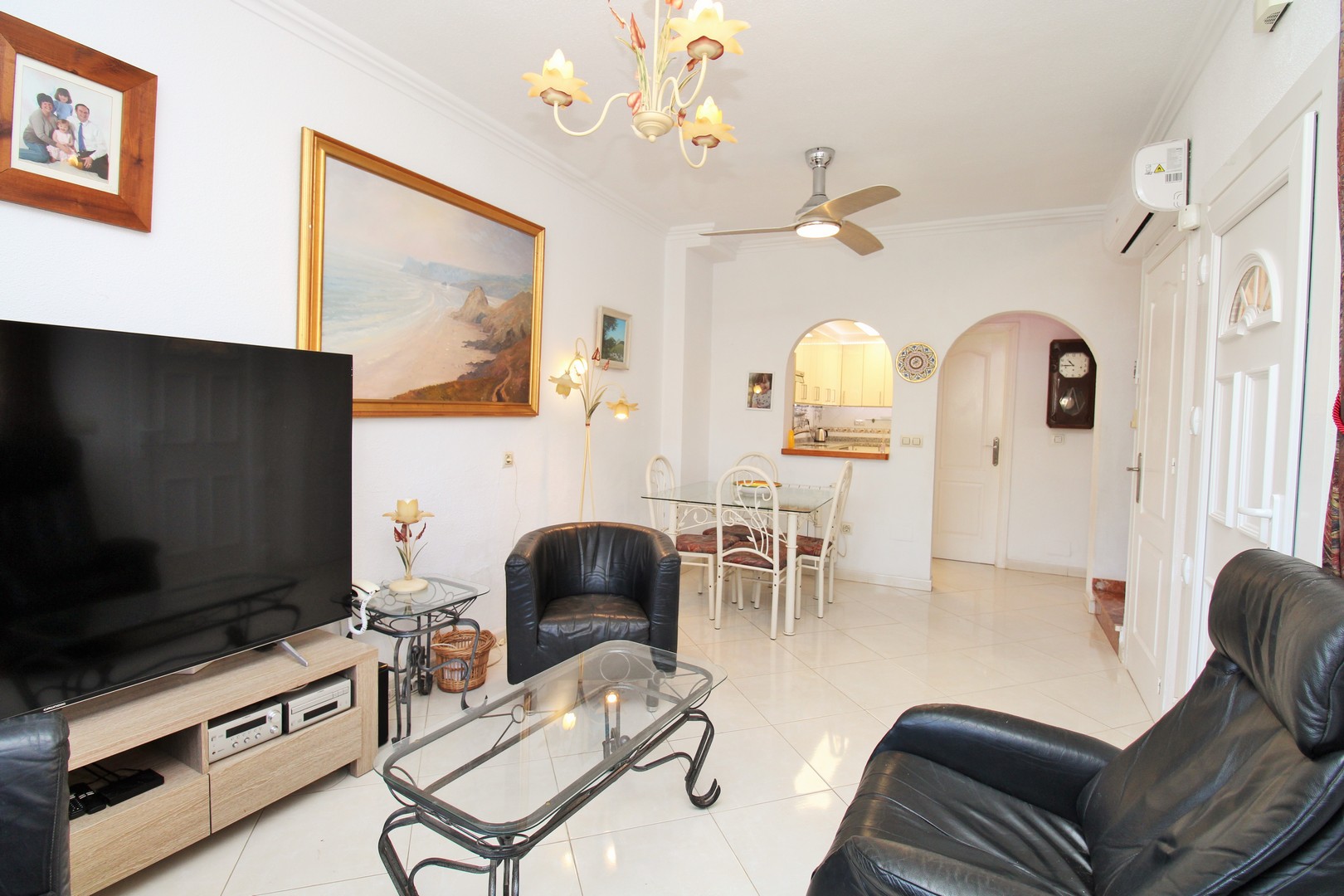 VC4000: Villa for sale in Playa Flamenca