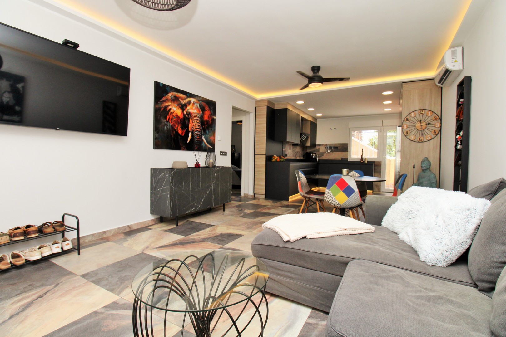villas en villamartin · las-violetas 419000€