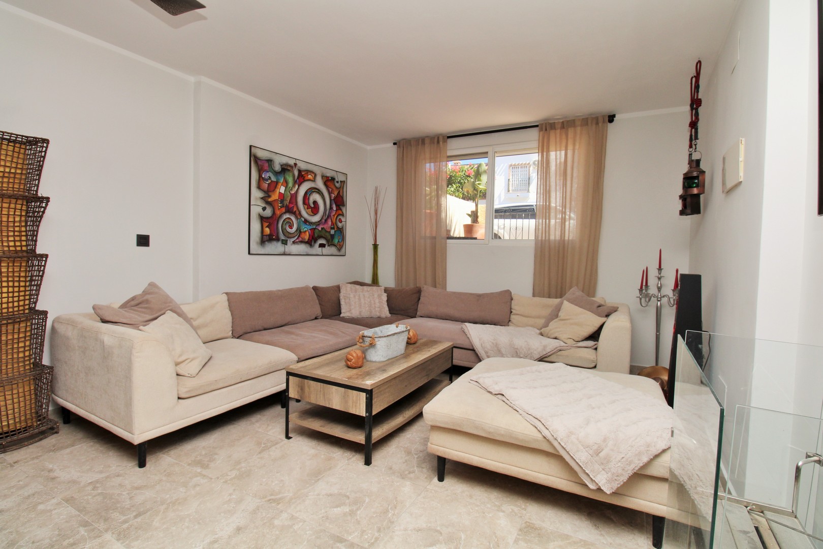 villas en villamartin · las-violetas 419000€