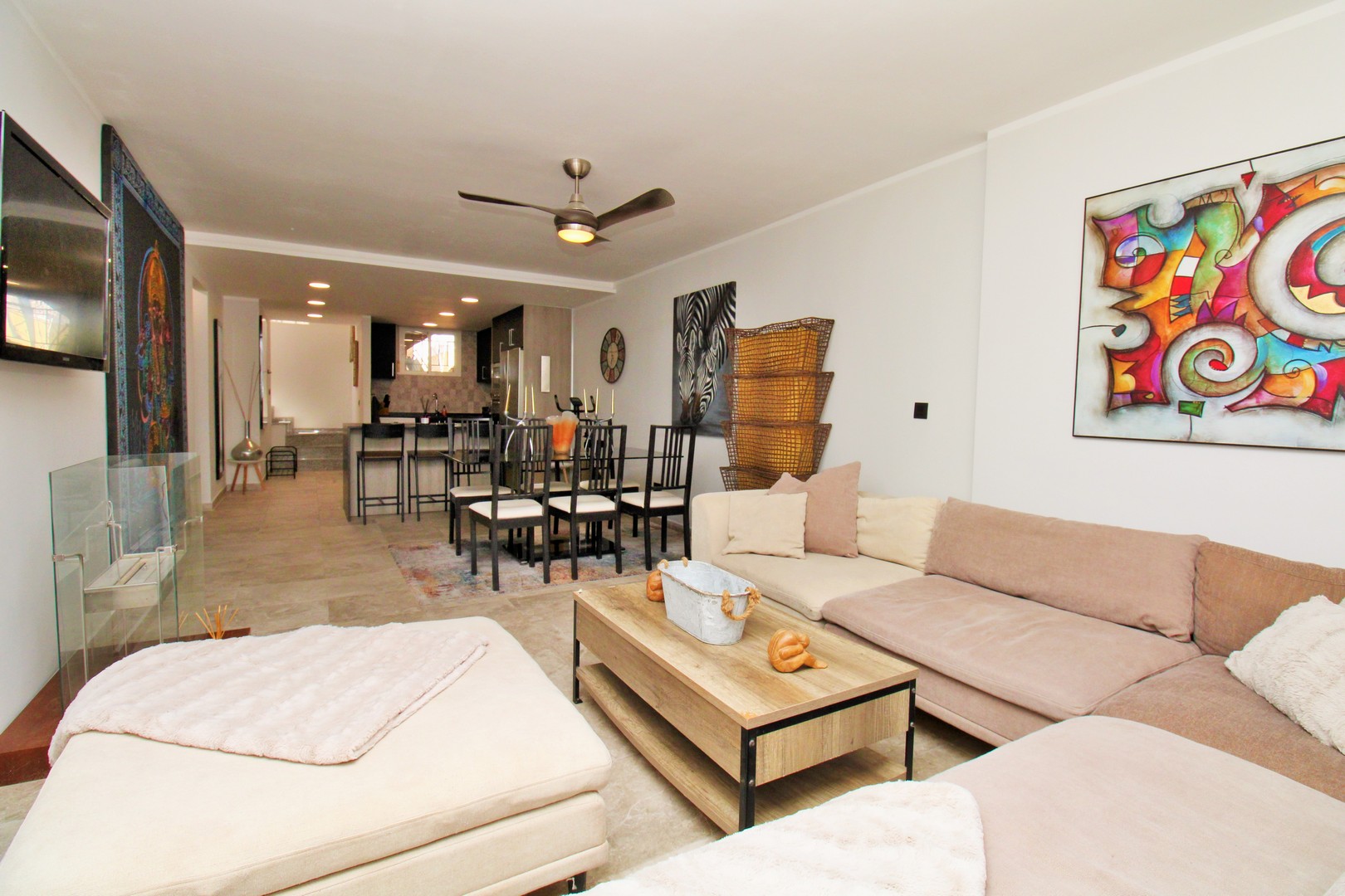 villas en villamartin · las-violetas 419000€