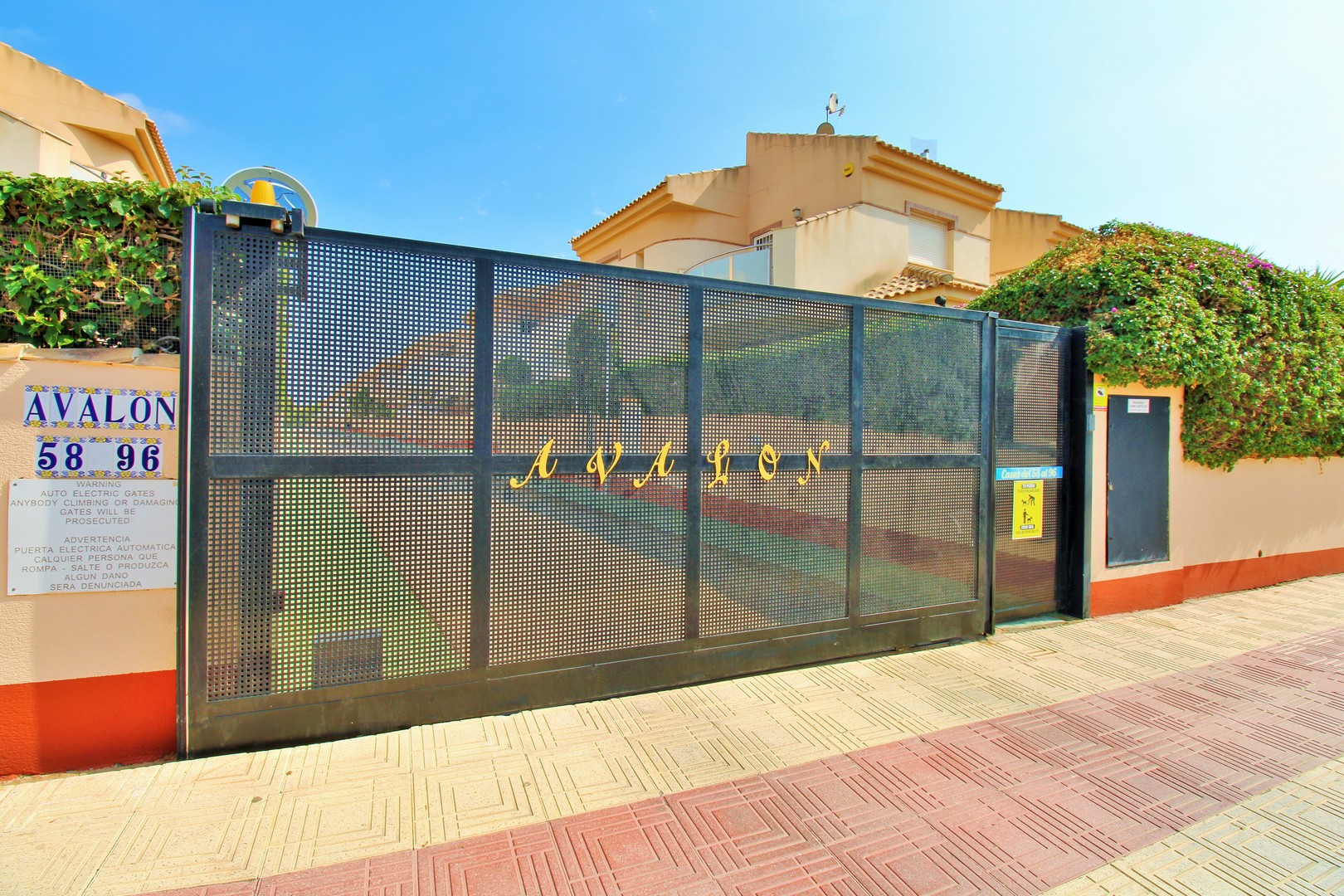 terraced-house en playa-flamenca · playa-flamenca 225000€