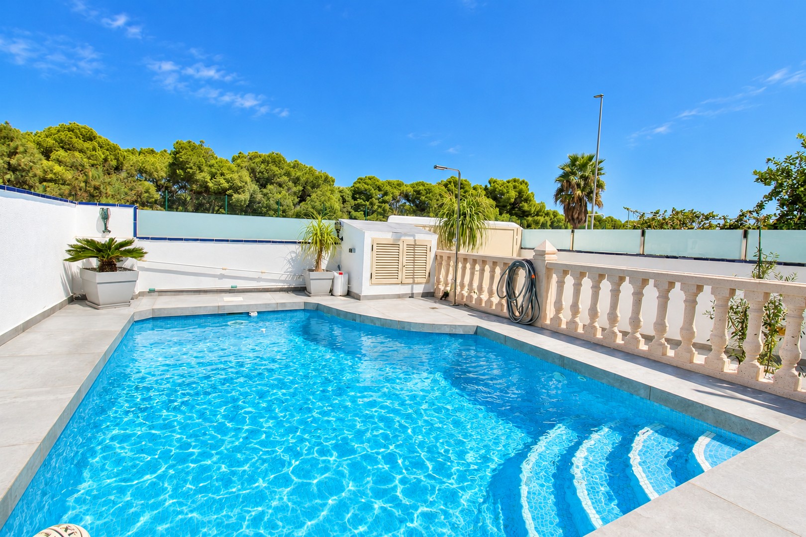 Villa · Herverkoop - Mil Palmeras · Alicante · Spanje Villa · Herverkoop - Mil Palmeras · Alicante · Spanje