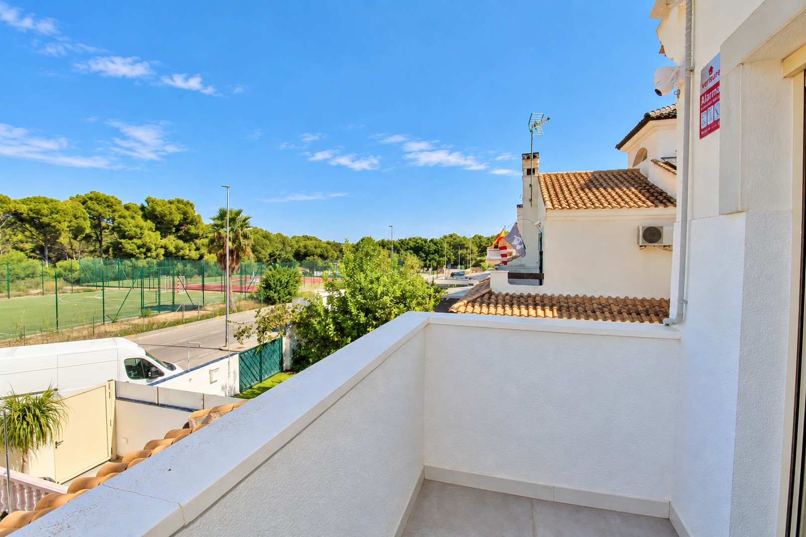 Villa · Herverkoop - Mil Palmeras · Alicante · Spanje Villa · Herverkoop - Mil Palmeras · Alicante · Spanje