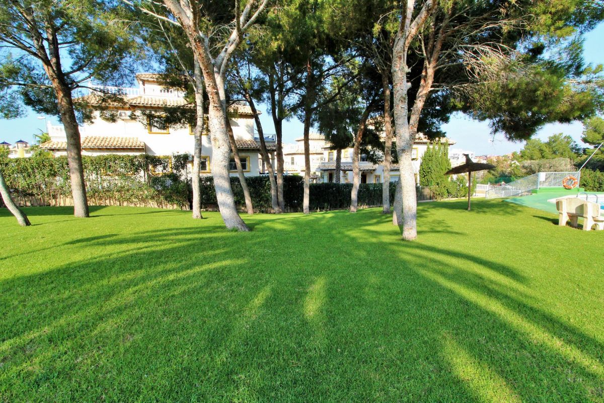 terraced-house en villamartin · villamartin 229950€