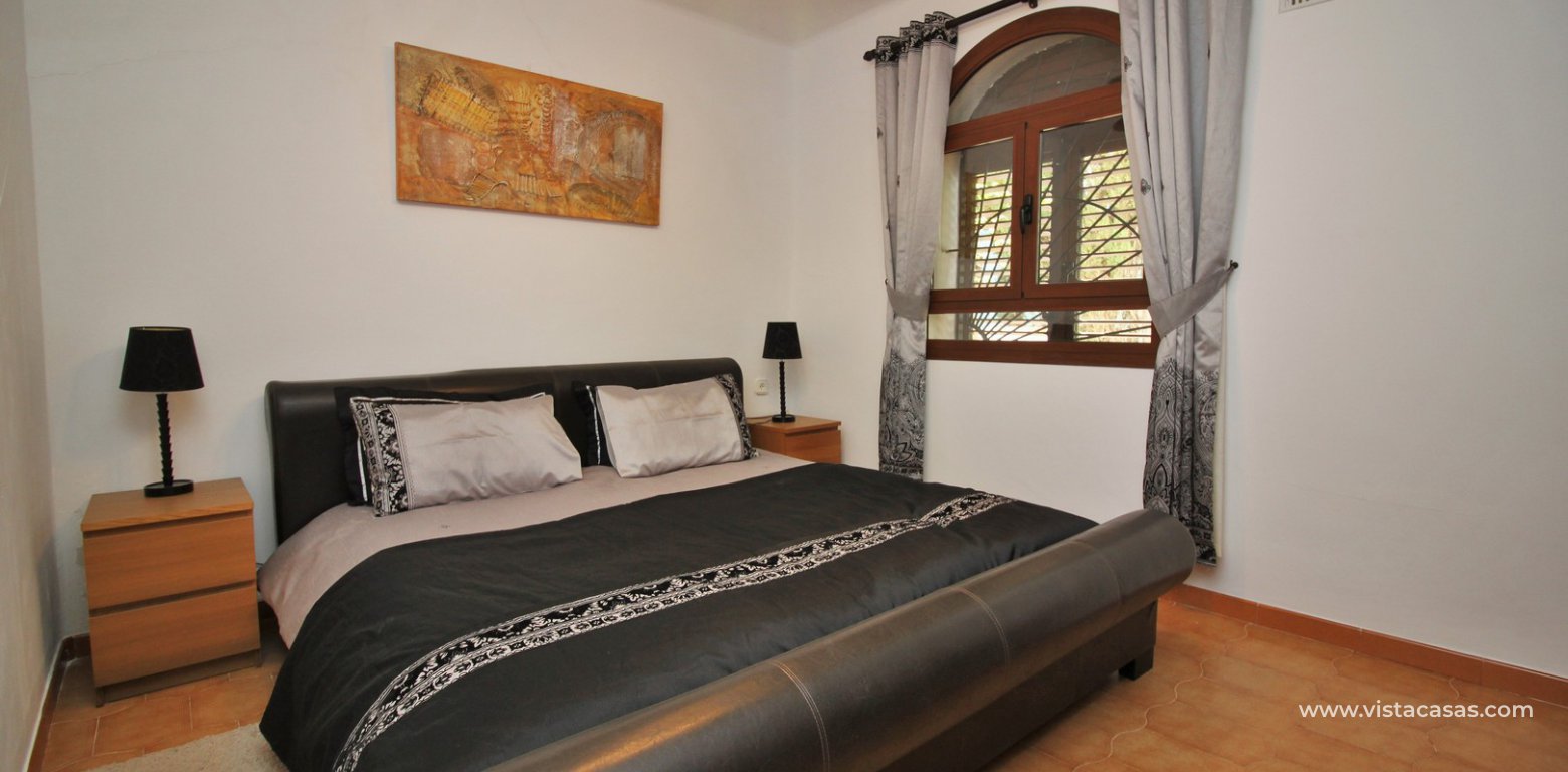 Detached villa for sale Fortuna Villamartin double bedroom