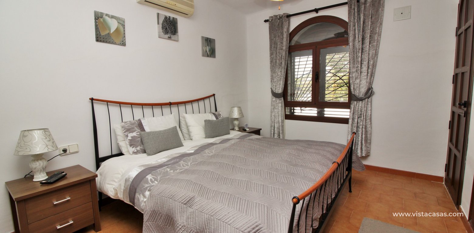 Detached villa for sale Fortuna Villamartin master bedroom