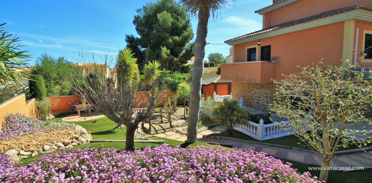 Modern 5 bedroom detached villa with private pool and large plot for sale Villamartin garden
