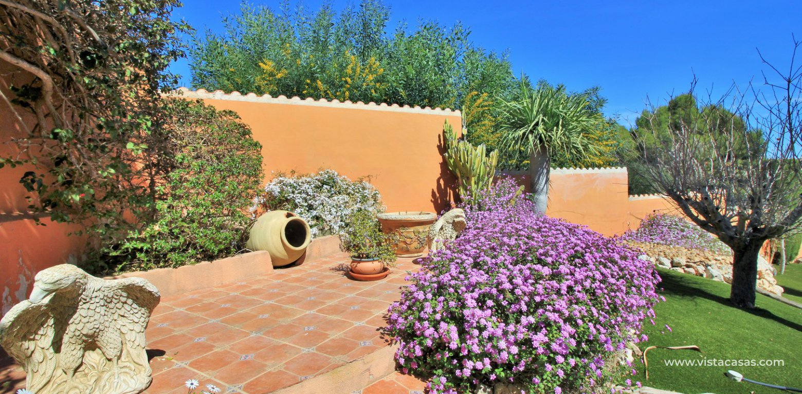 Modern 5 bedroom detached villa with private pool and large plot for sale Villamartin patio area