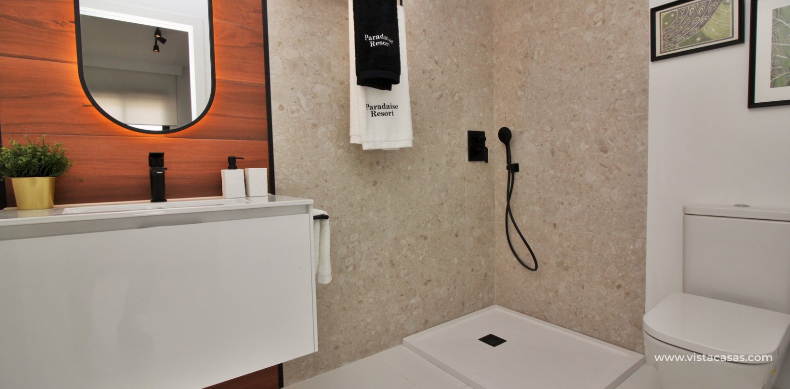 Paradise Resort San Miguel de Salinas new build apartments en-suite bathroom