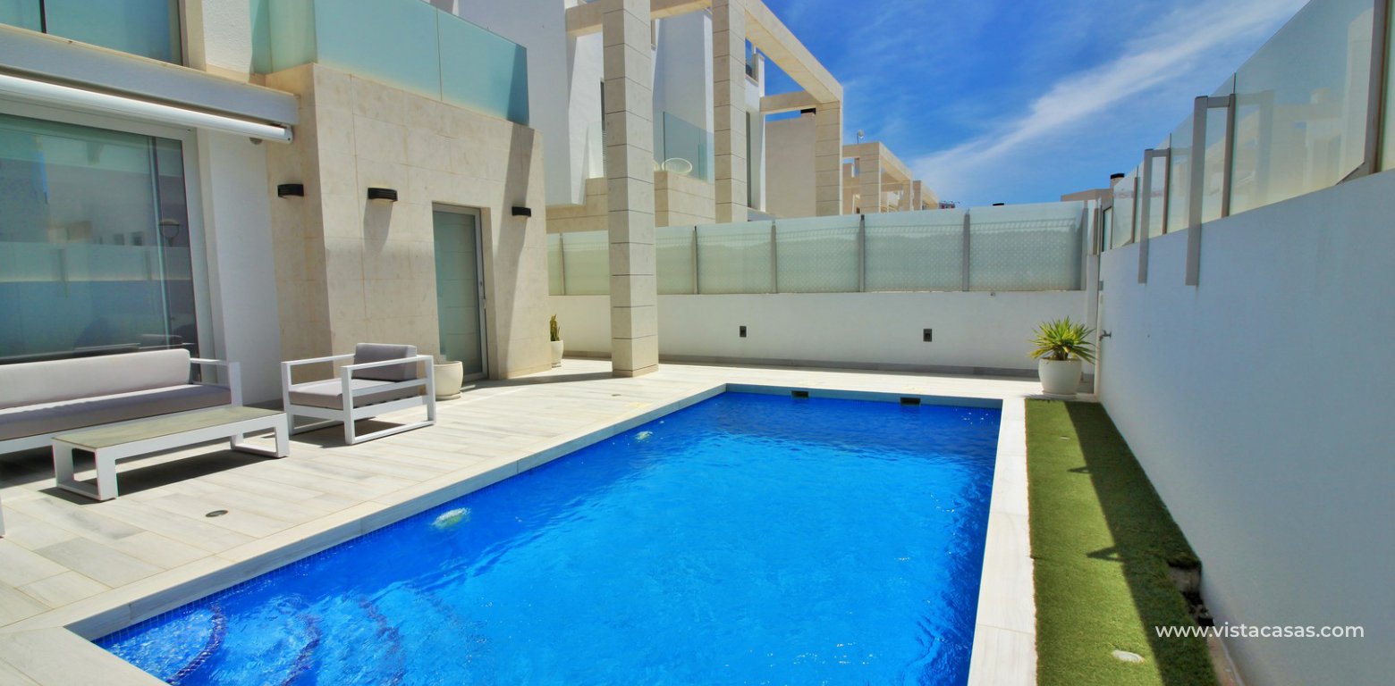 Villa for sale in Palm Beach III Lomas de Cabo Roig swimming pool