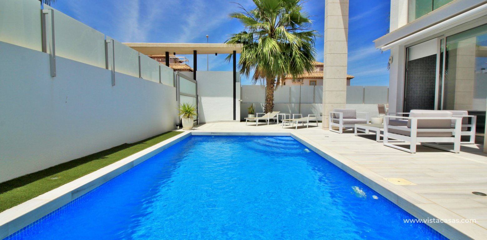 Villa for sale in Palm Beach III Lomas de Cabo Roig private pool