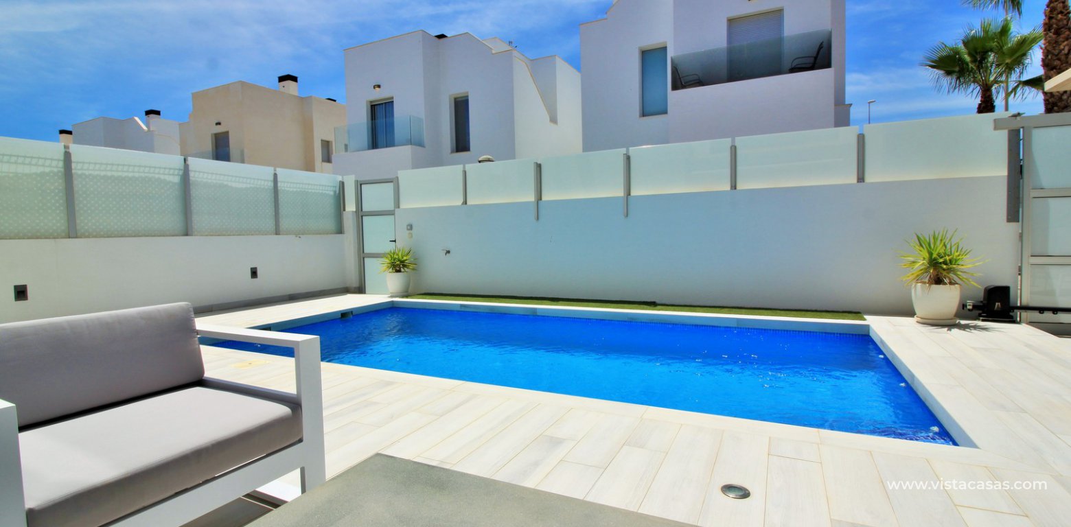 Villa for sale in Palm Beach III Lomas de Cabo Roig private swimming pool