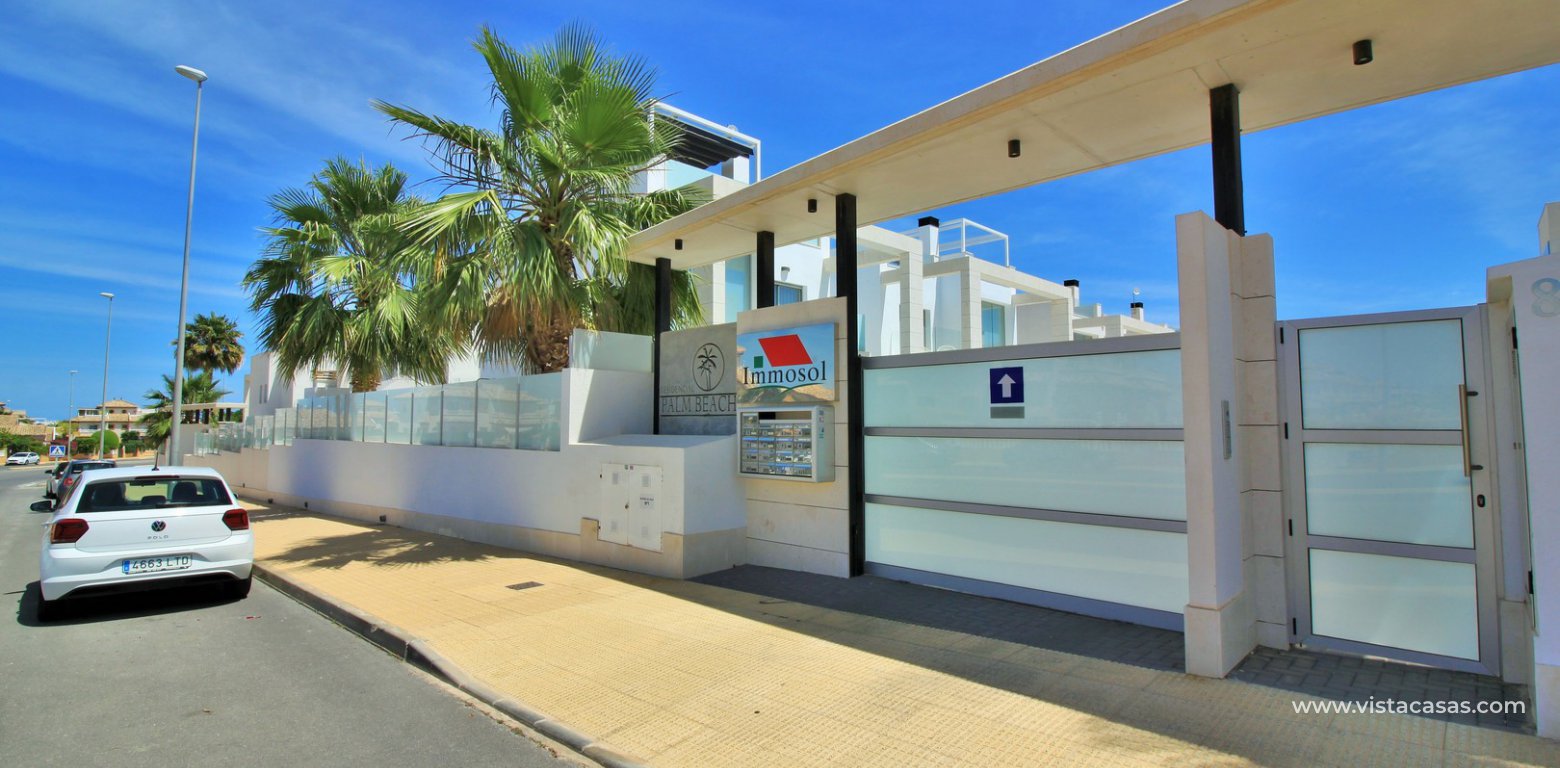 Villa for sale in Palm Beach III Lomas de Cabo Roig exterior