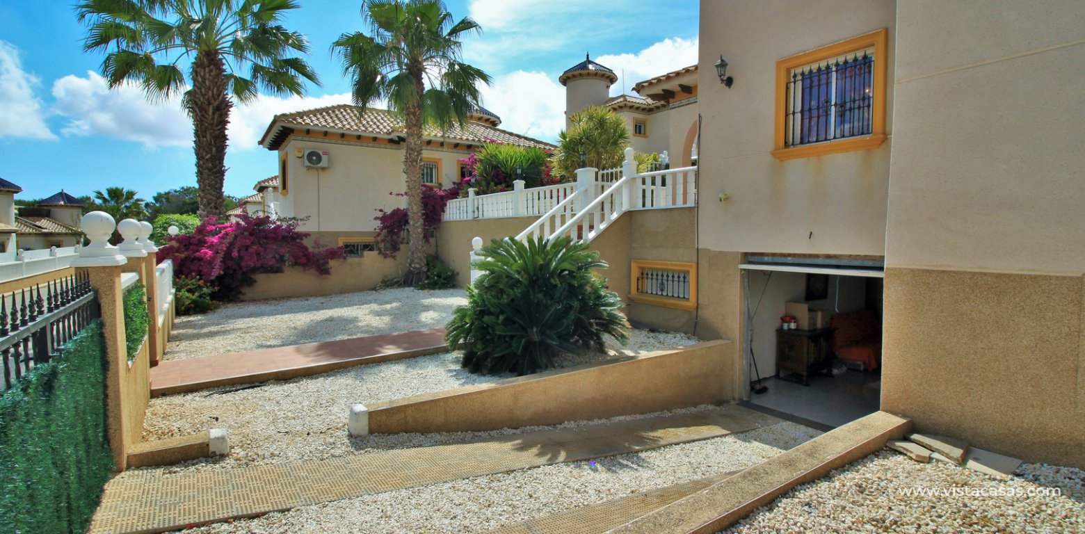 Detached villa with garage for sale Pinada Golf I Villamartin garage
