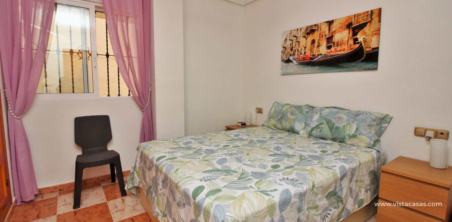 Ground floor apartment for sale Pinada Golf Villamartin master bedroom