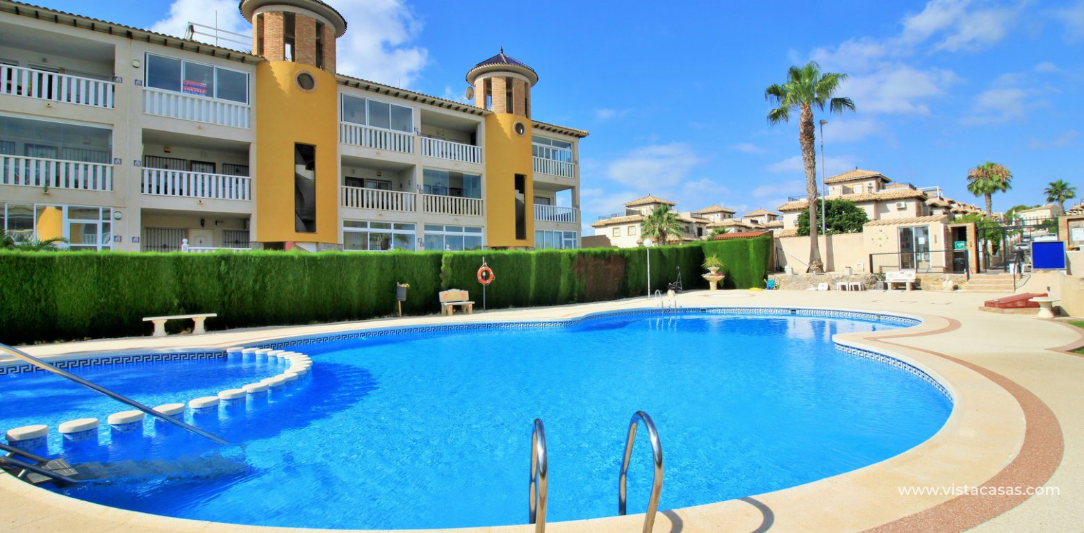 Ground floor apartment for sale Pinada Golf Villamartin swimming pool