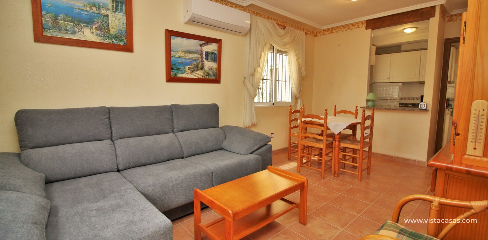 3 bedroom townhouse for sale Pinewood Valley Los Altos lounge