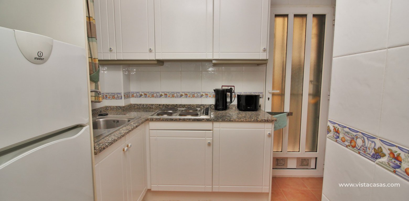 3 bedroom townhouse for sale Pinewood Valley Los Altos kitchen 2