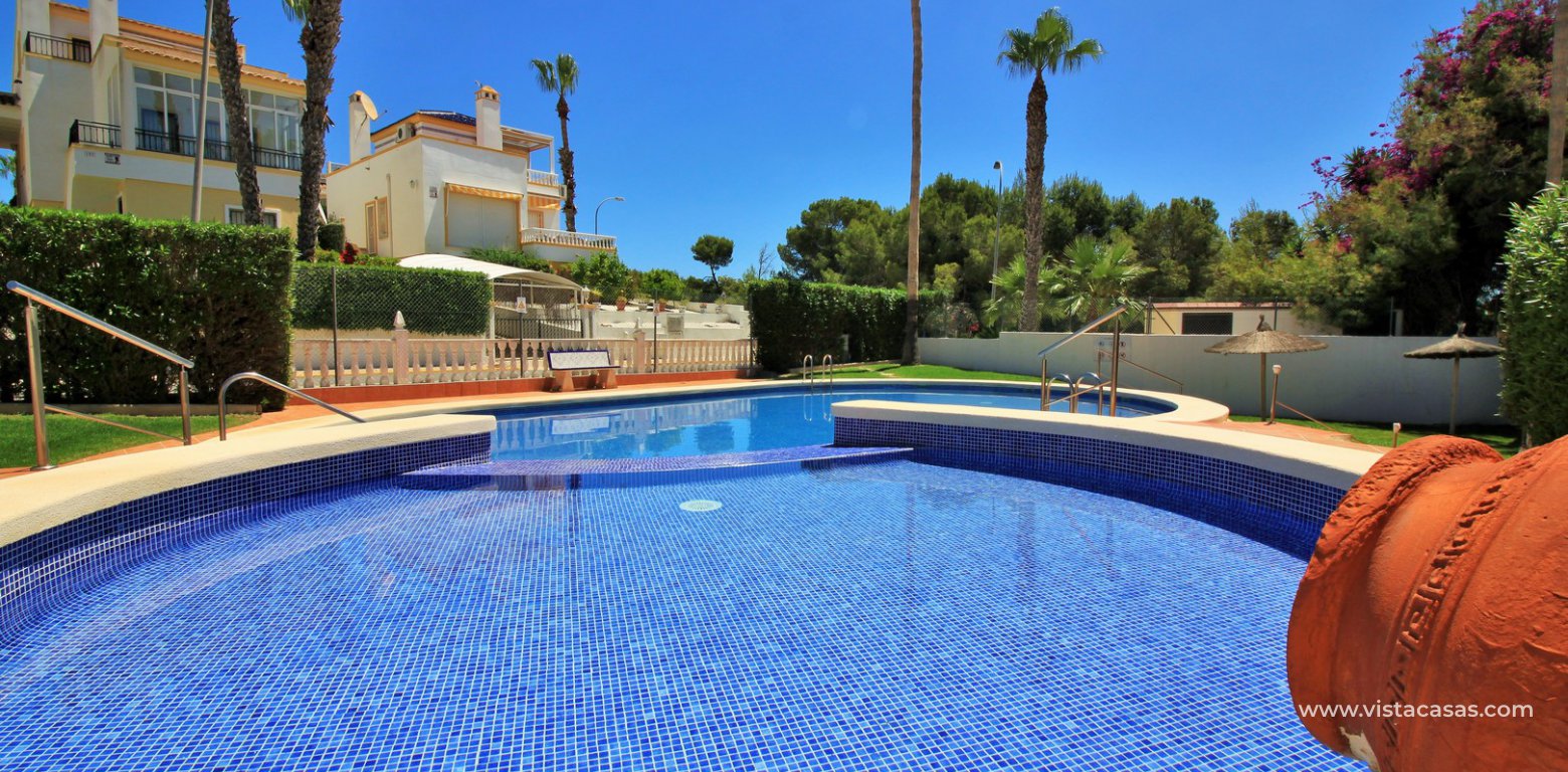 Detached villa for sale in La Rioja Los Dolses pool