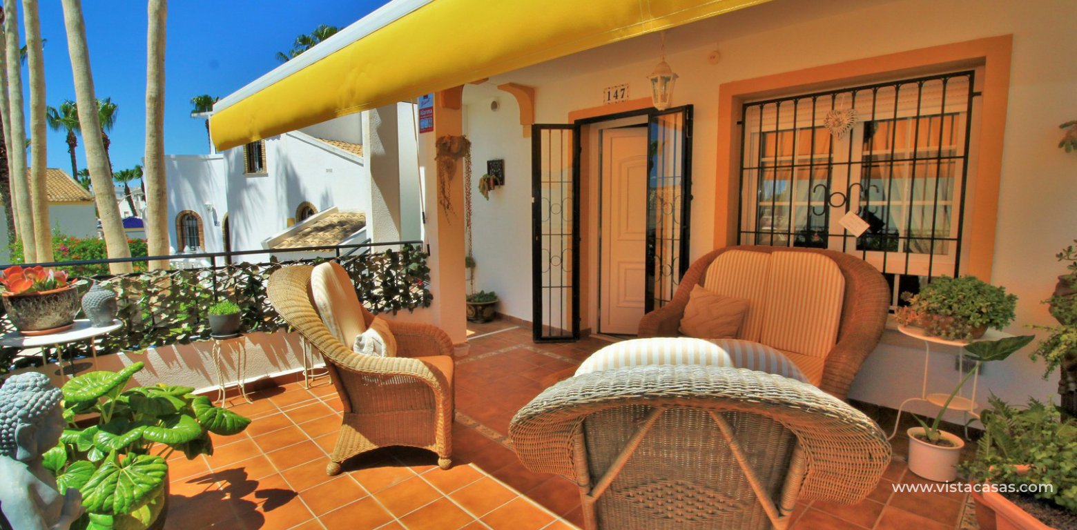 Detached villa for sale in La Rioja Los Dolses terrace