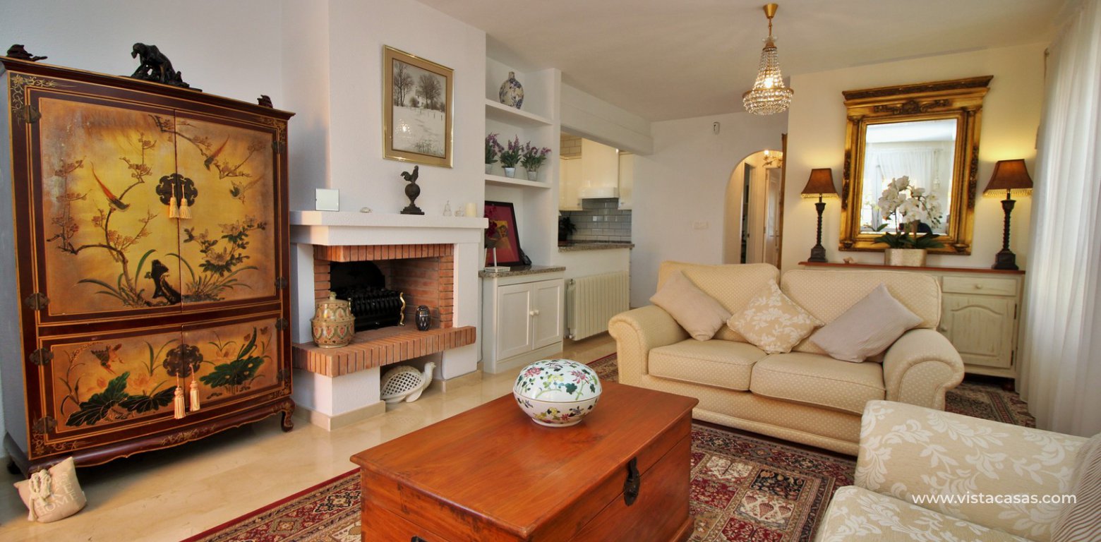 Detached villa for sale in La Rioja Los Dolses lounge 2