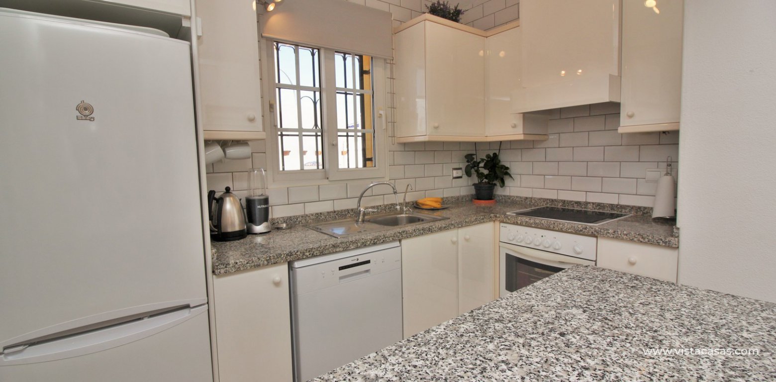 Detached villa for sale in La Rioja Los Dolses kitchen