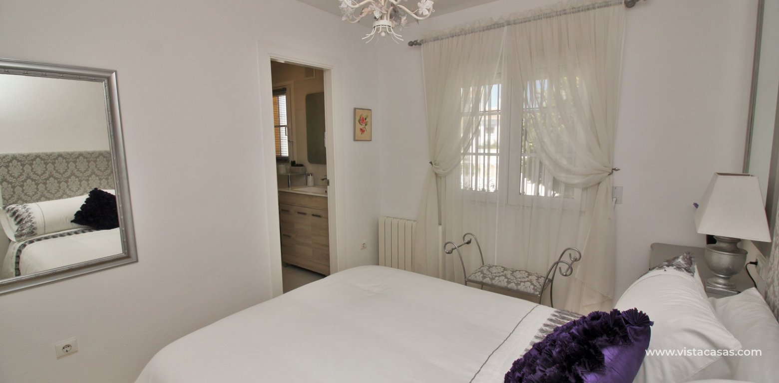 Detached villa for sale in La Rioja Los Dolses double bedroom ensuite