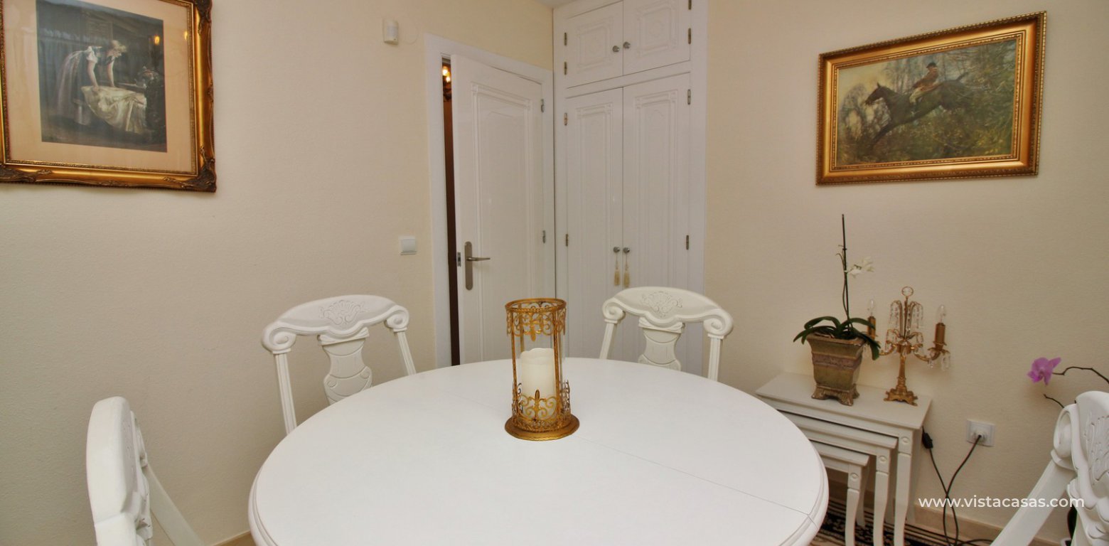 Detached villa for sale in La Rioja Los Dolses twin bedroom fitted wardrobes