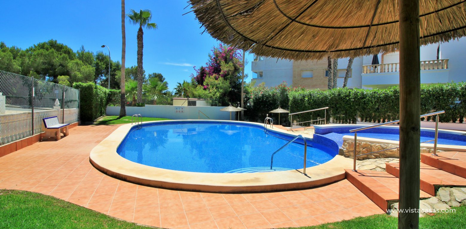 Detached villa for sale in La Rioja Los Dolses swimming pool