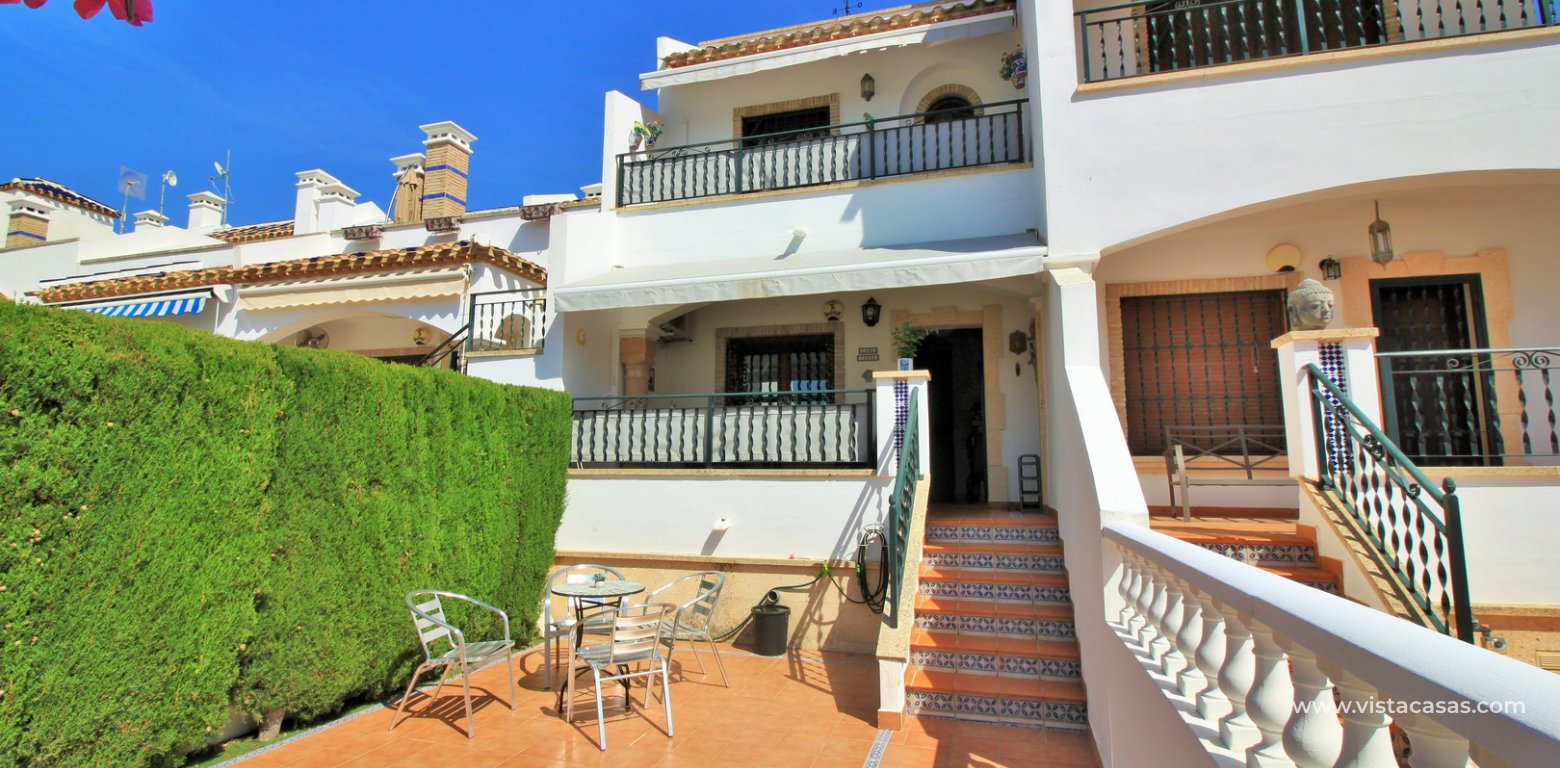 South facing Sofia townhouse for sale R12 Pau 8 Villamartin exterior