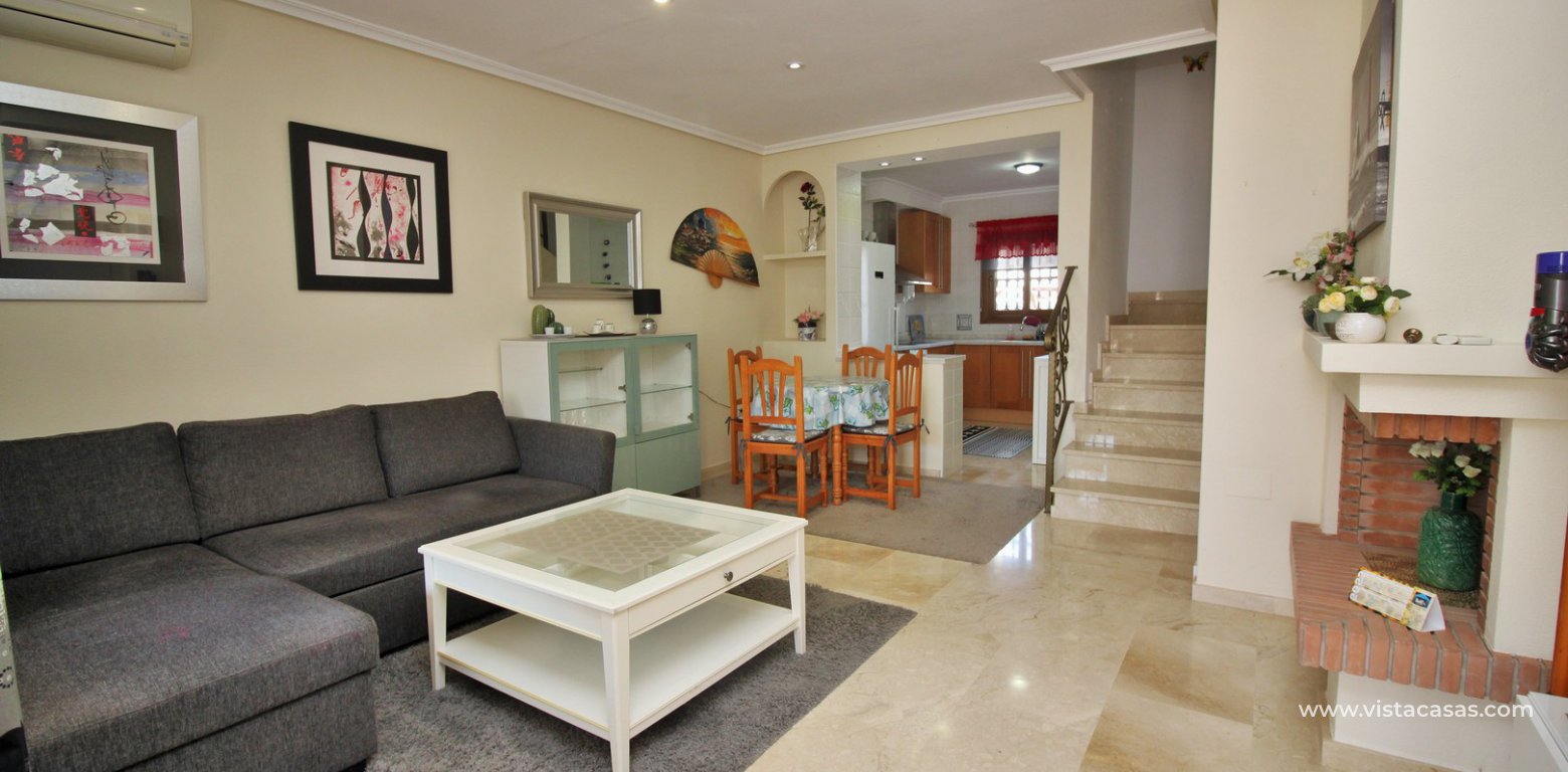 South facing Sofia townhouse for sale R12 Pau 8 Villamartin lounge