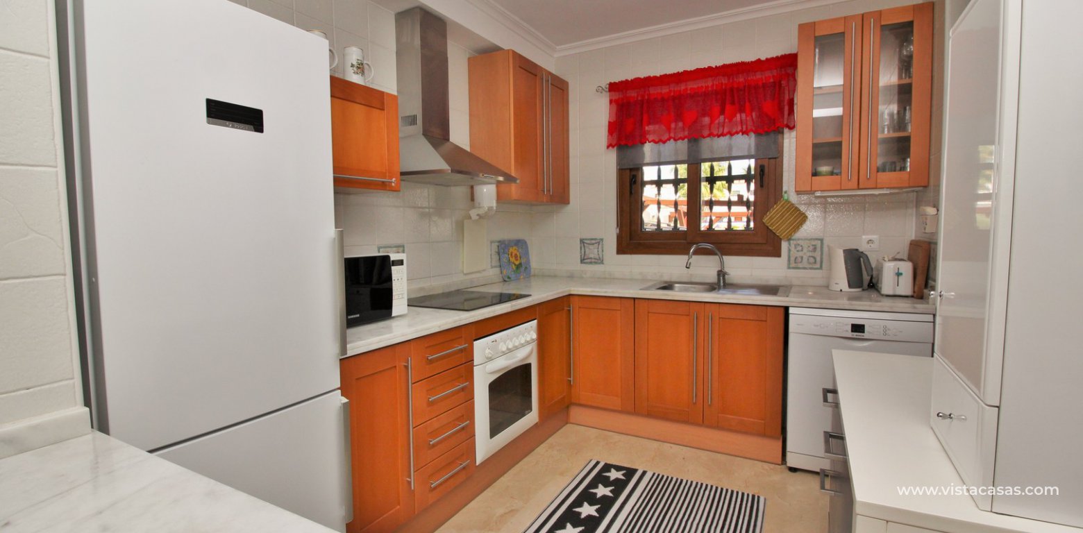 South facing Sofia townhouse for sale R12 Pau 8 Villamartin kitchen