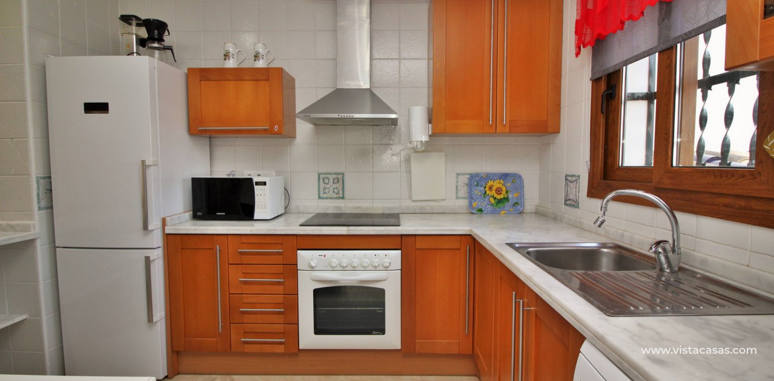 South facing Sofia townhouse for sale R12 Pau 8 Villamartin kitchen 2