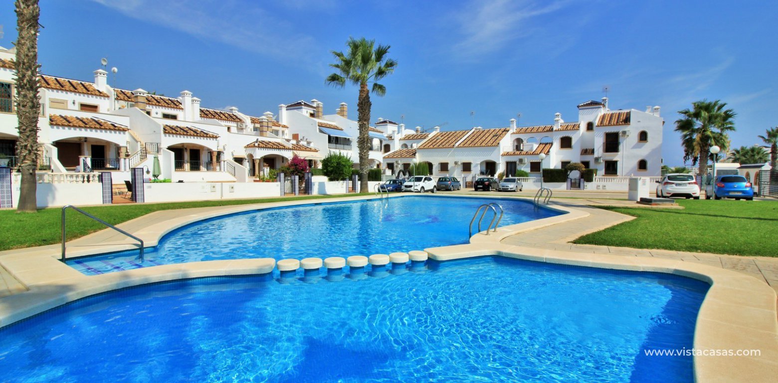 South facing Sofia townhouse for sale R12 Pau 8 Villamartin swimming pool
