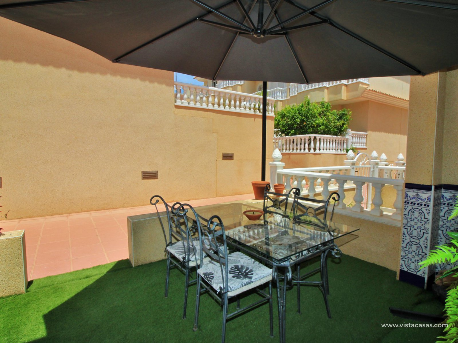 3 bedroom South facing townhouse for sale Villamartin