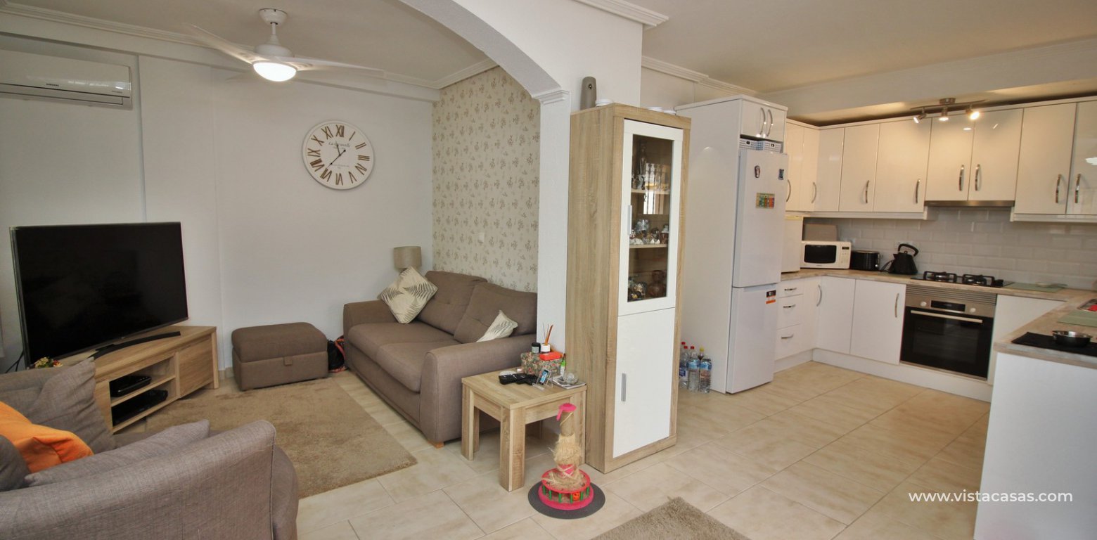 Quad house for sale Pinada Golf II Villamartin lounge