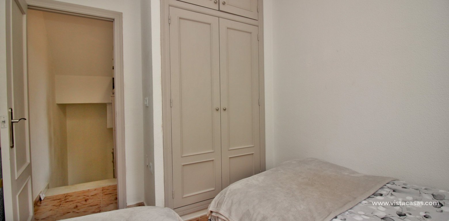 Quad house for sale Pinada Golf II Villamartin twin bedroom fitted wardrobes