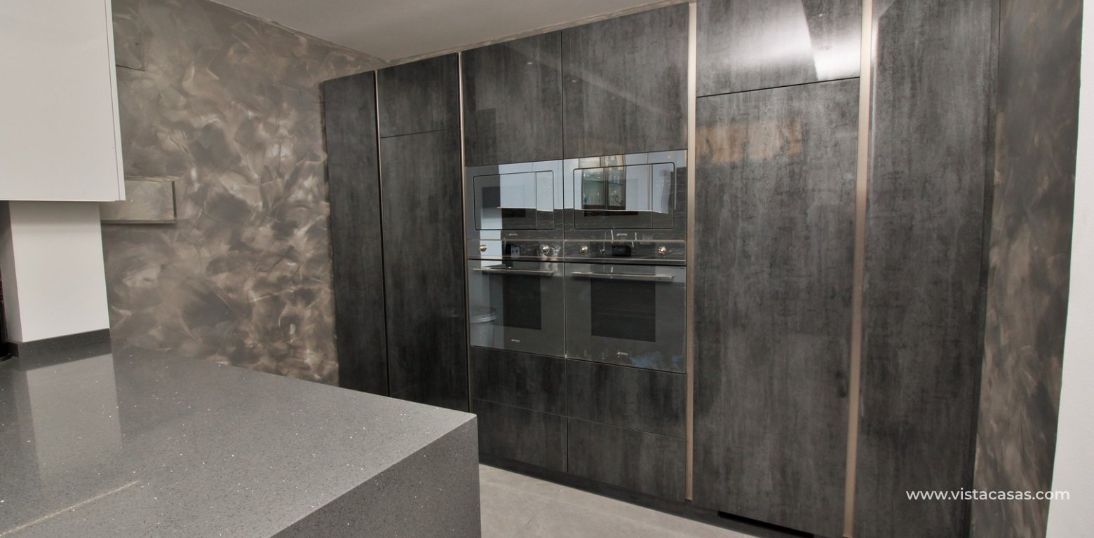 Resale - Villa - San Miguel de Salinas