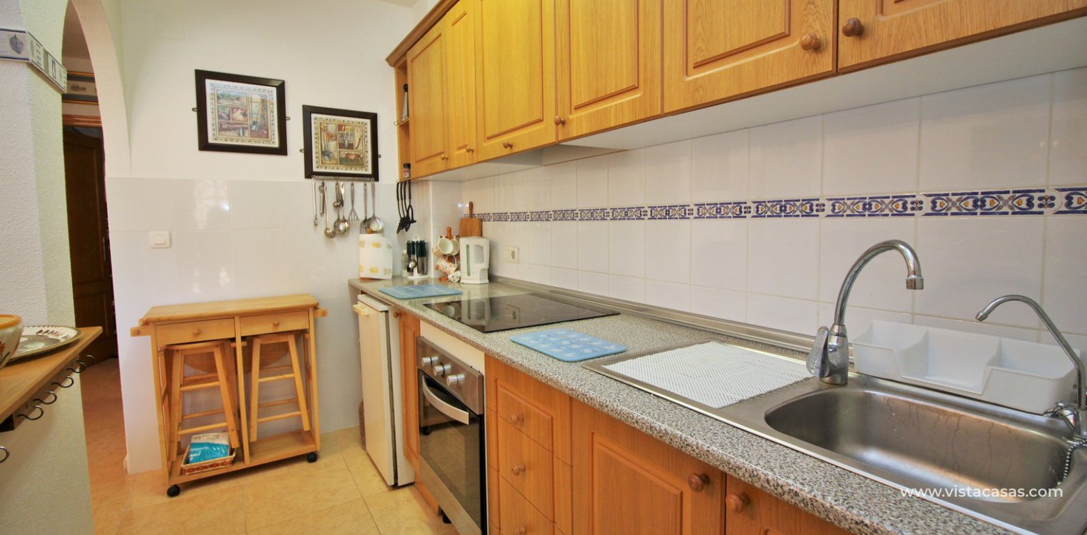 Ground floor apartment for sale Lomas del Golf Villamartin kitchen 2