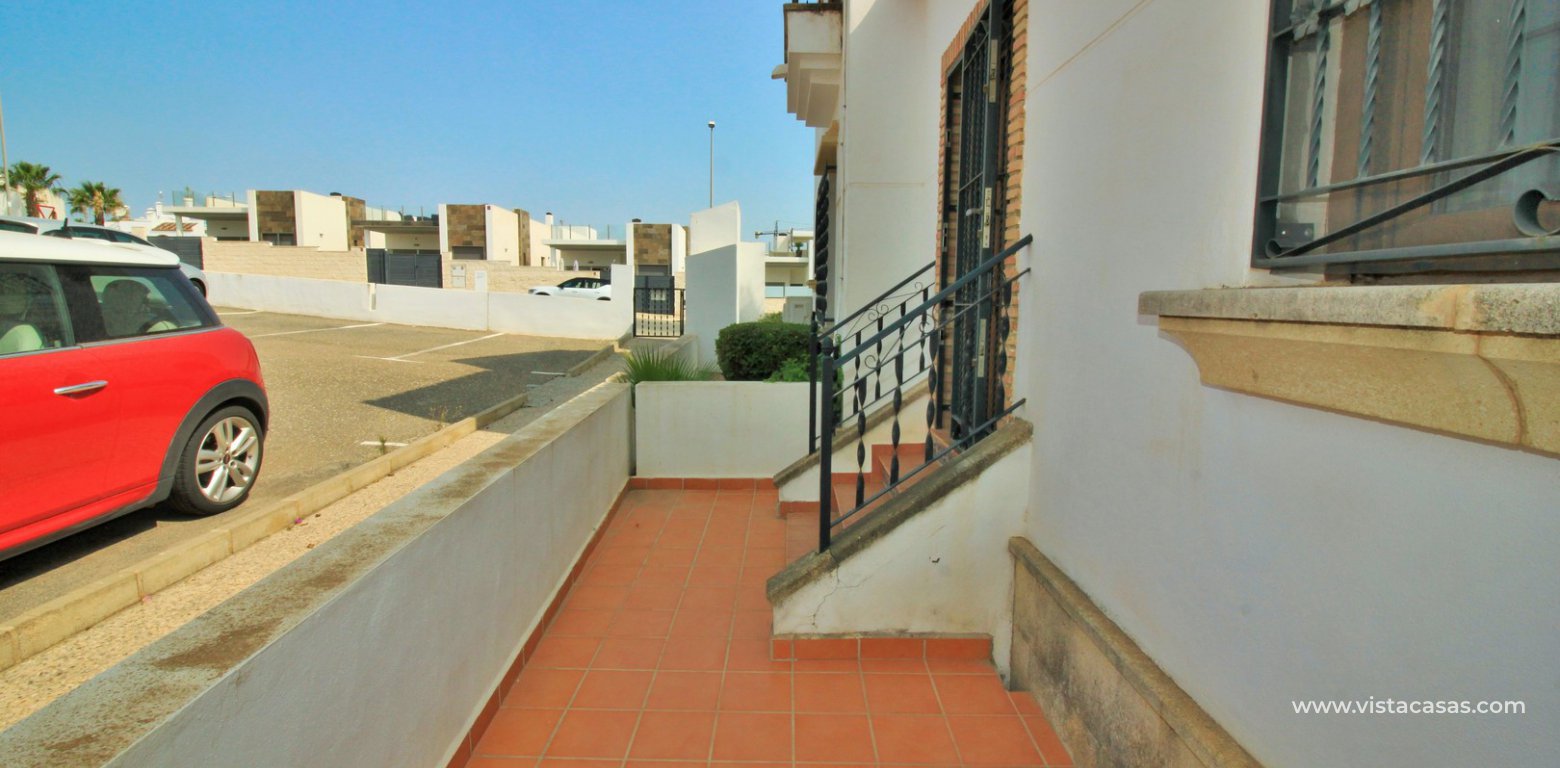 Lola bungalow overlooking the pool for sale R6 Pau 8 Villamartin back terrace