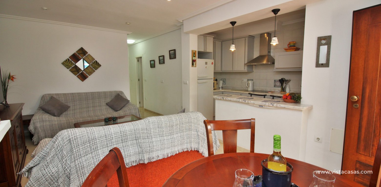 South facing Lola bungalow for sale calle Nabucco Pau 8 Villamartin lounge 2