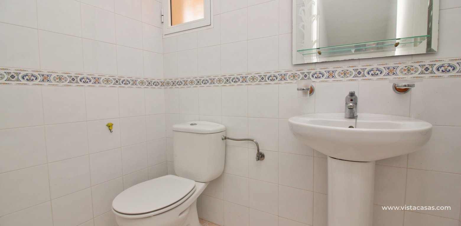 Townhouse for sale La Florida with garage toilet